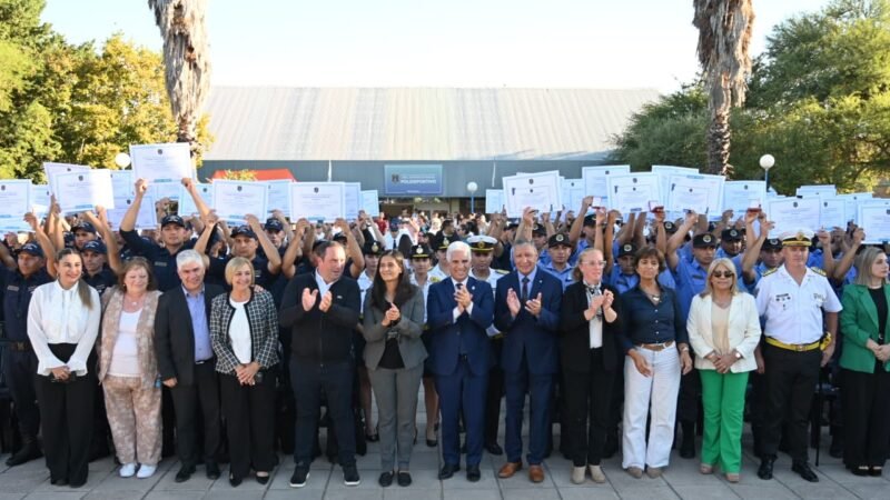 EGRESARON MÁS DE 80 AGENTES DEL INSTITUTO SUPERIOR DE SEGURIDAD PÚBLICA