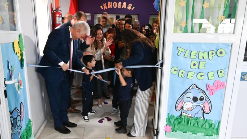 LA ESCUELA PÚBLICA DIGITAL ‘NELSON MANDELA’ ESTRENÓ SU SALA DE 3 AÑOS