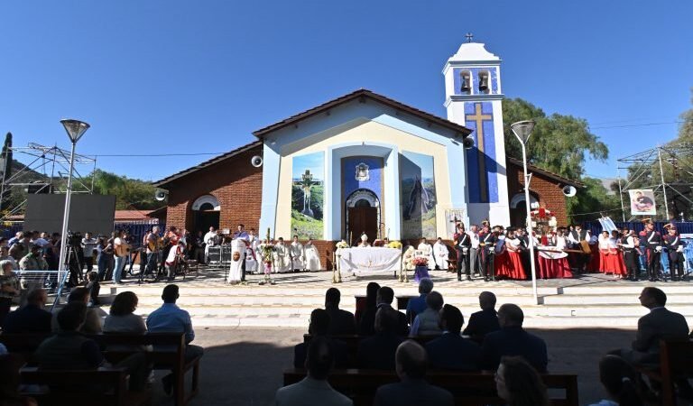 FE QUE MOVILIZA MULTITUDES: VILLA DE LA QUEBRADA Y RENCA SE PREPARAN PARA SUS FIESTAS PATRONALES