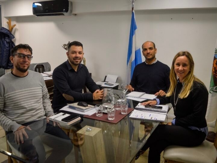 LA SECRETARÍA DE TRANSPORTE MANTUVO UN INTERCAMBIO CON EMPRESAS DE COLECTIVOS