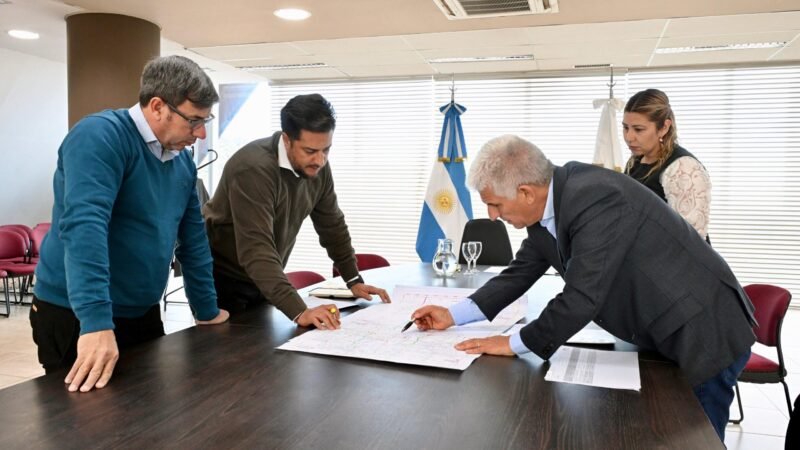 POGGI RUBRICÓ CUATRO DECRETOS PARA IMPULSAR MÁS OBRAS PÚBLICAS VIALES