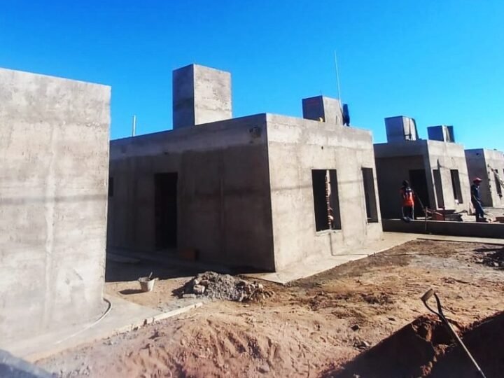 LA POLÍTICA HABITACIONAL AVANZA EN ZANJITAS, BEAZLEY Y SAN GERÓNIMO