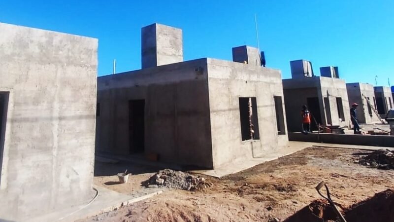 LA POLÍTICA HABITACIONAL AVANZA EN ZANJITAS, BEAZLEY Y SAN GERÓNIMO