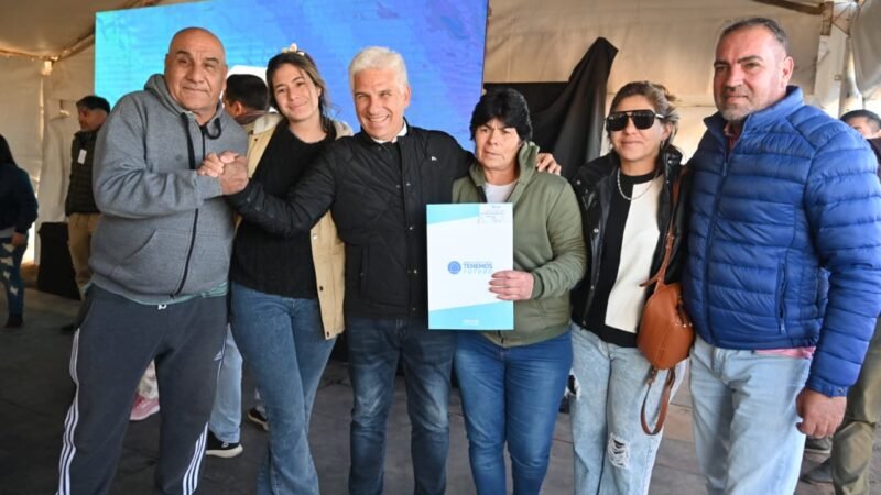 EL GOBERNADOR CONFIRMÓ QUE EL 21 DE NOVIEMBRE ENTREGARÁ 150 VIVIENDAS EN LA CIUDAD DE SAN LUIS