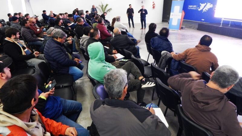 GASISTAS MATRICULADOS SE CAPACITAN EN ASPECTOS TÉCNICOS Y ADMINISTRATIVOS DEL PLAN ‘CHAU GARRAFA’