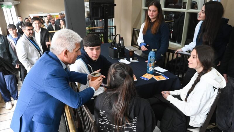POGGI PARTICIPÓ DE LA 2° JORNADA DE CLIP, HABLÓ CON LOS ESTUDIANTES Y DEJÓ UNA REFLEXIÓN SOBRE LA IA