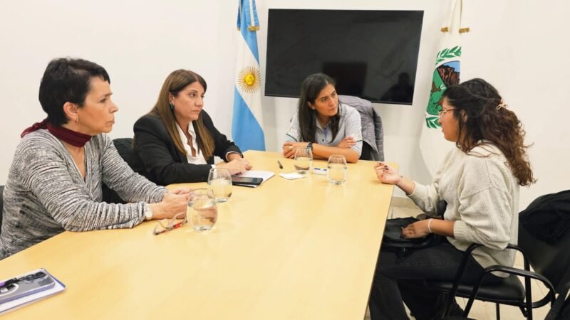 AUTORIDADES DE NACIÓN Y PROVINCIA SE REUNIERON CON LA MADRE DE GUADALUPE LUCERO