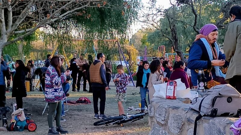 EL PARQUE RECREATIVO DESBORDÓ DE VISITANTES ESTE DOMINGO ATRAÍDO POR DIFERENTES ACTIVIDADES