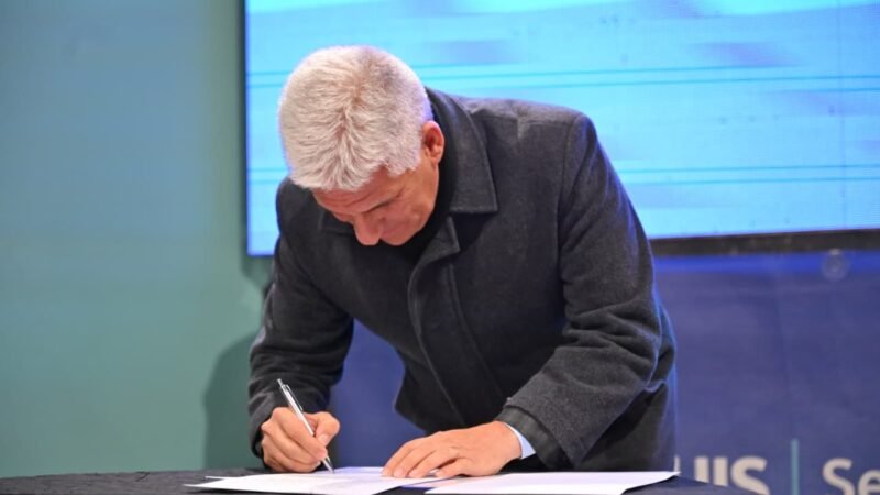 EL GOBIERNO FIRMÓ EL DECRETO PARA FINALIZAR EL POLIDEPORTIVO Y ANEXO DE LA VILLA DEPORTIVA
