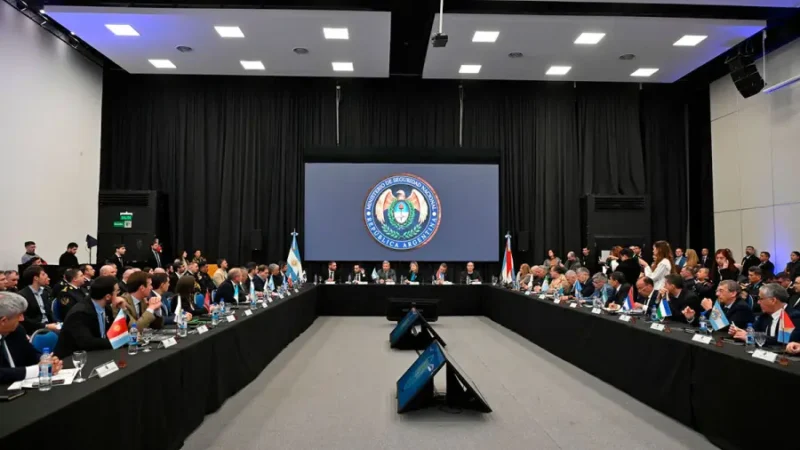 SAN LUIS PRESENTE EN EL CONSEJO FEDERAL DE SEGURIDAD INTERIOR