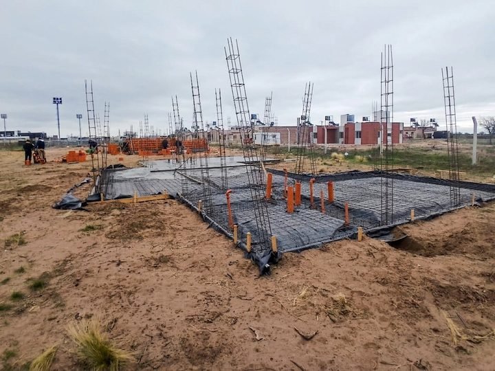 EN BUENA ESPERANZA 16 HOGARES AVANZAN CON LA EJECUCIÓN DE FUNDACIONES Y MAMPOSTERÍA