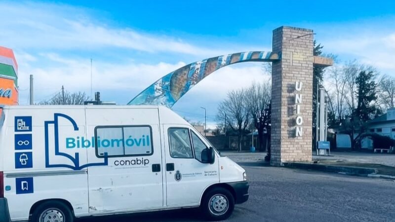 LA BIBLIOMÓVIL RECORRIÓ UNIÓN, BAGUAL Y FORTUNA, CON ACTIVIDADES GRATUITAS