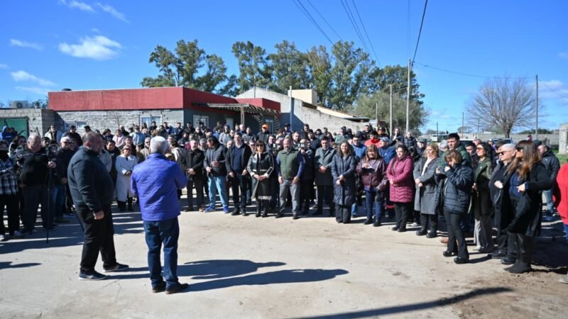 COMENZÓ UNA OBRA PARA AMPLIAR LAS REDES DE AGUA POTABLE Y CLOACAS EN VILLA MERCEDES