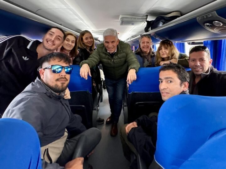 POGGI COMPARTIÓ LA GIRA INSTITUCIONAL CON EMPLEADOS PÚBLICOS