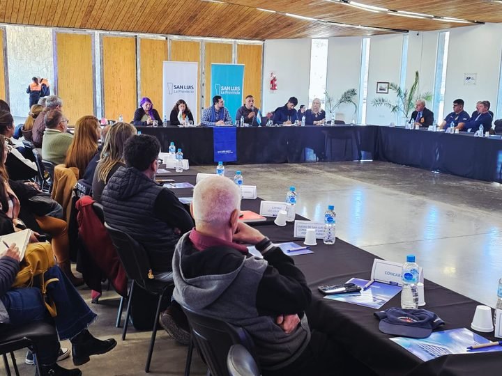 BOMBEROS VOLUNTARIOS PARTICIPARON DE UN TALLER DE NACIÓN PARA FORTALECER LA GESTIÓN ADMINISTRATIVA