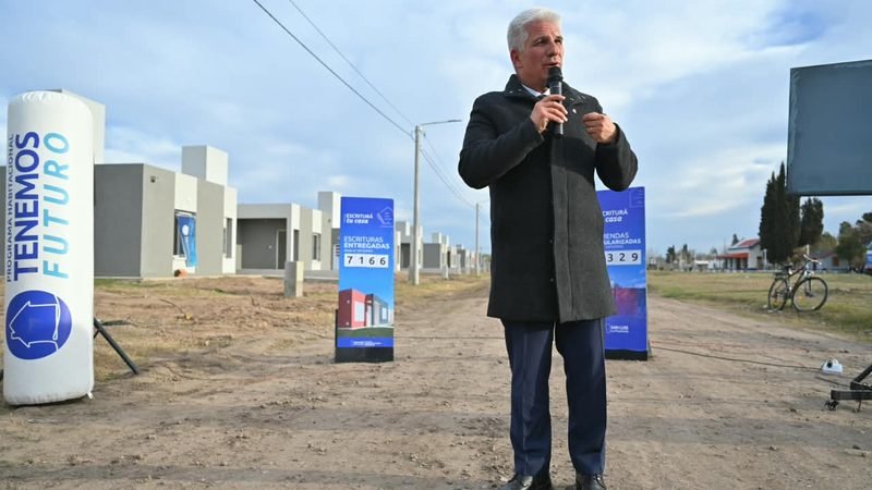 LOS VECINOS DE CONCARÁN YA SABEN CUÁNDO RECIBIRÁN LAS LLAVES DE SU CASA: SERÁ EL 12 DE SEPTIEMBRE