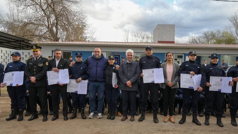 MÉRITO Y TRANSPARENCIA: ASCENDIERON A 94 POLICÍAS DE LA UNIDAD REGIONAL Nº2