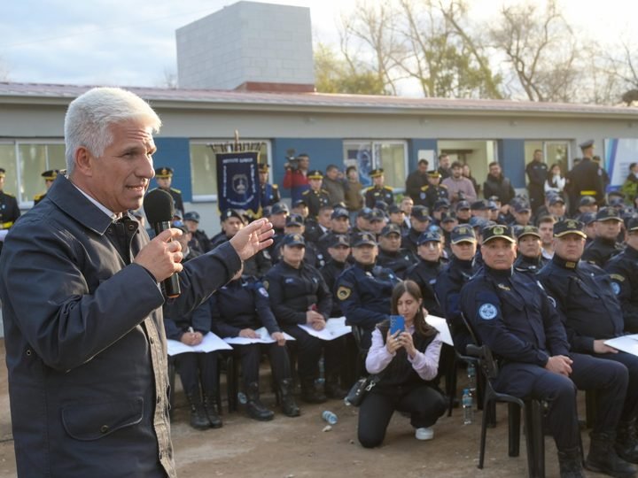 “ESTO ES FRUTO DEL MÉRITO, LA PERSEVERANCIA DEL TRABAJO Y LA VOCACIÓN DE SERVICIO DE USTEDES”