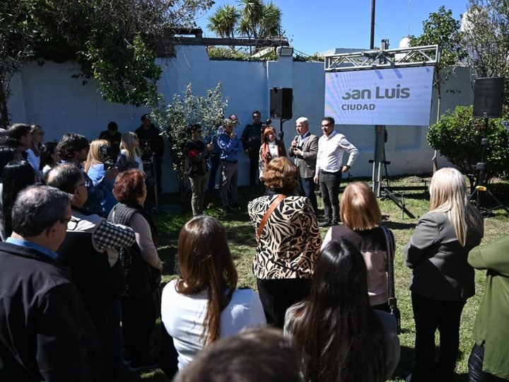 EL BARRIO CASTELLANI RECUPERÓ UN ESPACIO VERDE QUE SERÁ UN NUEVO PUNTO DE ENCUENTRO PARA LOS VECINOS