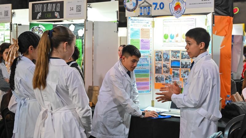 MÁS DE 3.500 PERSONAS DISFRUTARON DE LA FERIA NACIONAL DE CIENCIAS