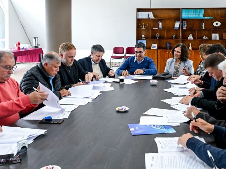LOS INTENDENTES PROVINCIALES CELEBRARON LA RENOVACIÓN DEL ACUERDO ‘CONSTRUYENDO CON TU PUEBLO’